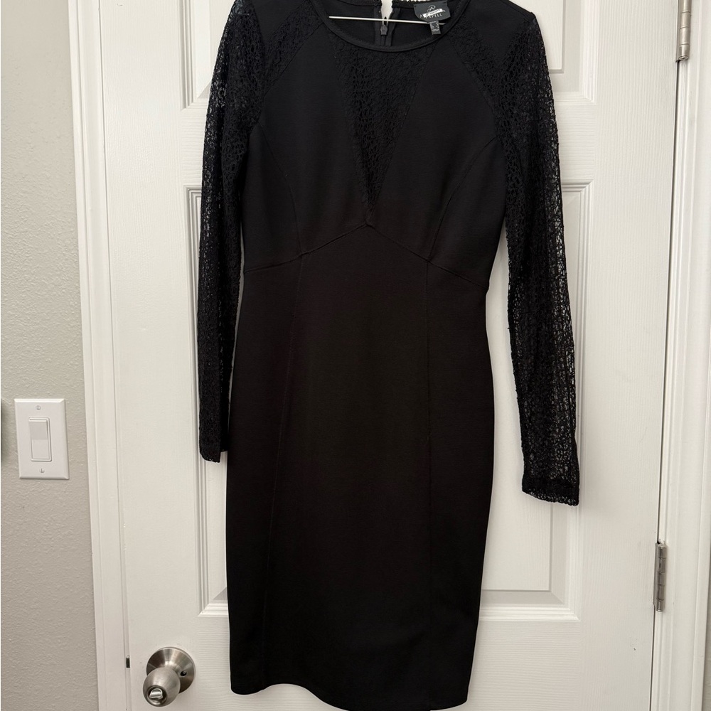 Adrianna Papell Black Long Sleeve Sheath Dress